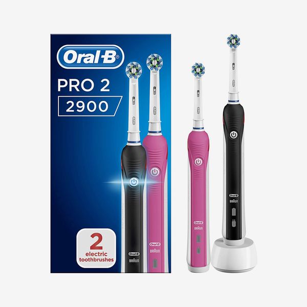 Oral-B Pro 2 2900 Set of 2 CrossAction Electric Toothbrushes