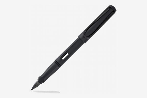 THE BEST BLACK PENS you need to add to your stationery collection