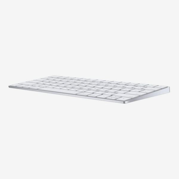 Apple Magic Keyboard (Wireless, Rechargeable) - British English