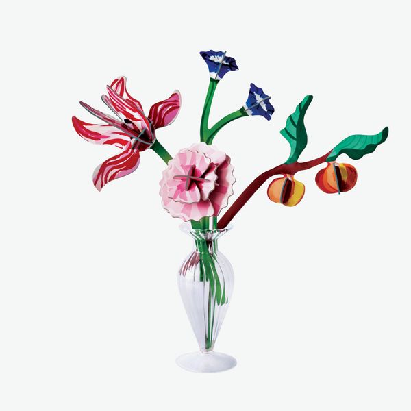 Studio Roof Dutch Masters Cardboard Bouquet