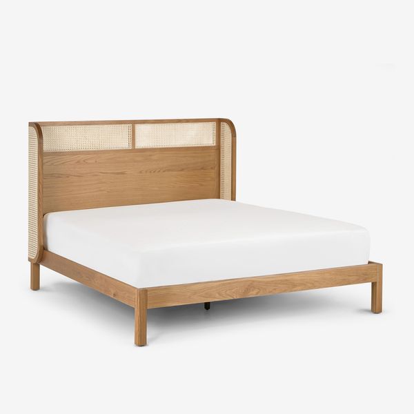 Article Candra Oak Bed