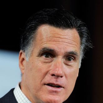 Republican presidential candidate and former Massachusetts Gov. Mitt Romney addresses the Associated Builders and Contractors National Board of Directors meeting at the Arizona Biltmore February 23, 2012 in Phoenix, Arizona. Romney is campaigning ahead of the Michigan and Arizona primaries that will be held on February 28.
