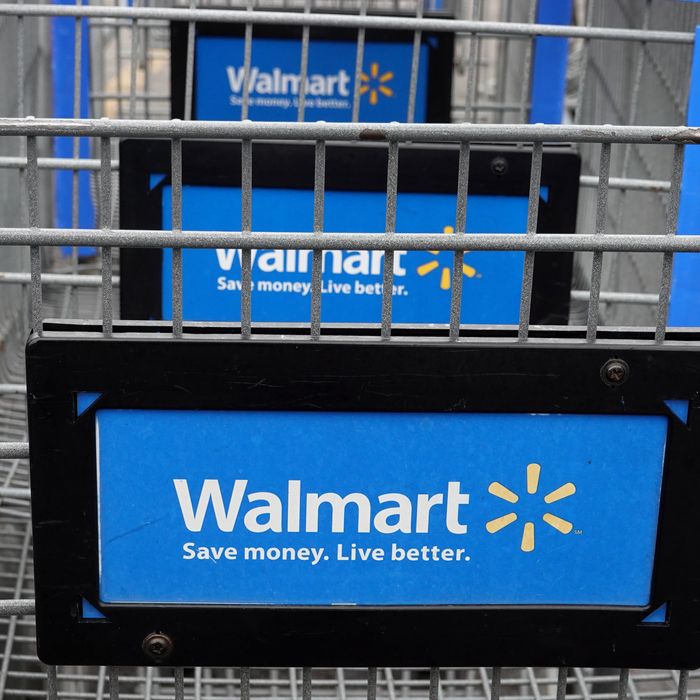 As the Pandemic Rages, Walmart Workers Bid for Power