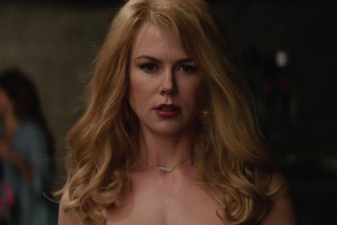 Nicole Kidman Doing Porn - Watch Nicole Kidman Debate Going Topless in The Family Fang