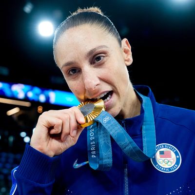 Basketball - Olympic Games Paris 2024: Day 16