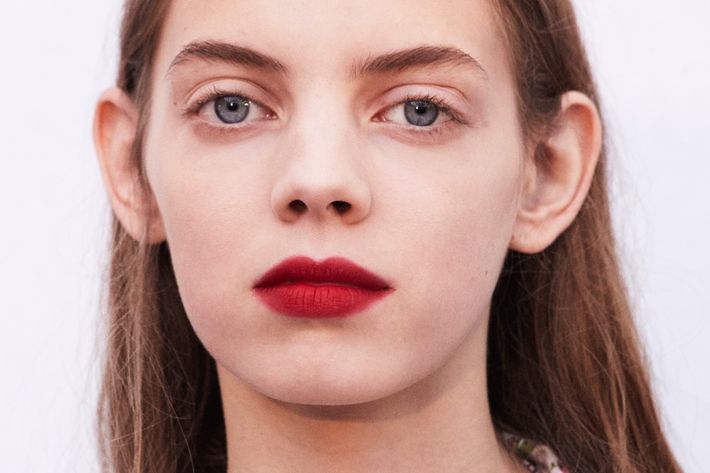 Paris Spring 2017 Backstage Beauty From Armani, Valli, Acne
