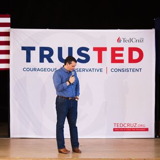 PETERBOROUGH, NH - FEBRUARY 7: Republican presidential candidat