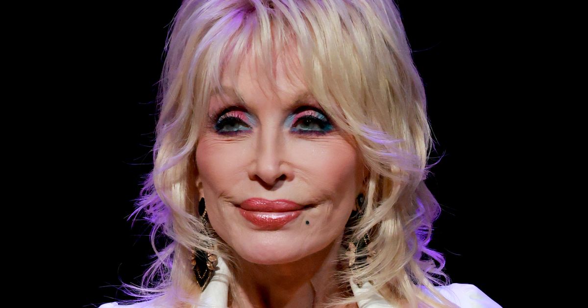 Dolly Parton Dedicated a Song to Her Late Husband, Carl Dean