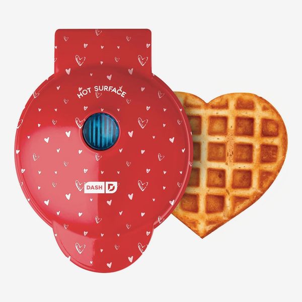 Dash Heart Mini Waffle Maker