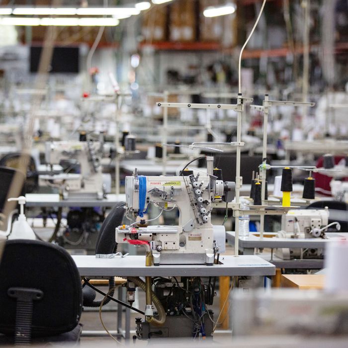 Dov Charney's Los Angeles Apparel Offers Up Factory Workforce for Mask  Production to Combat Coronavirus - Fashionista