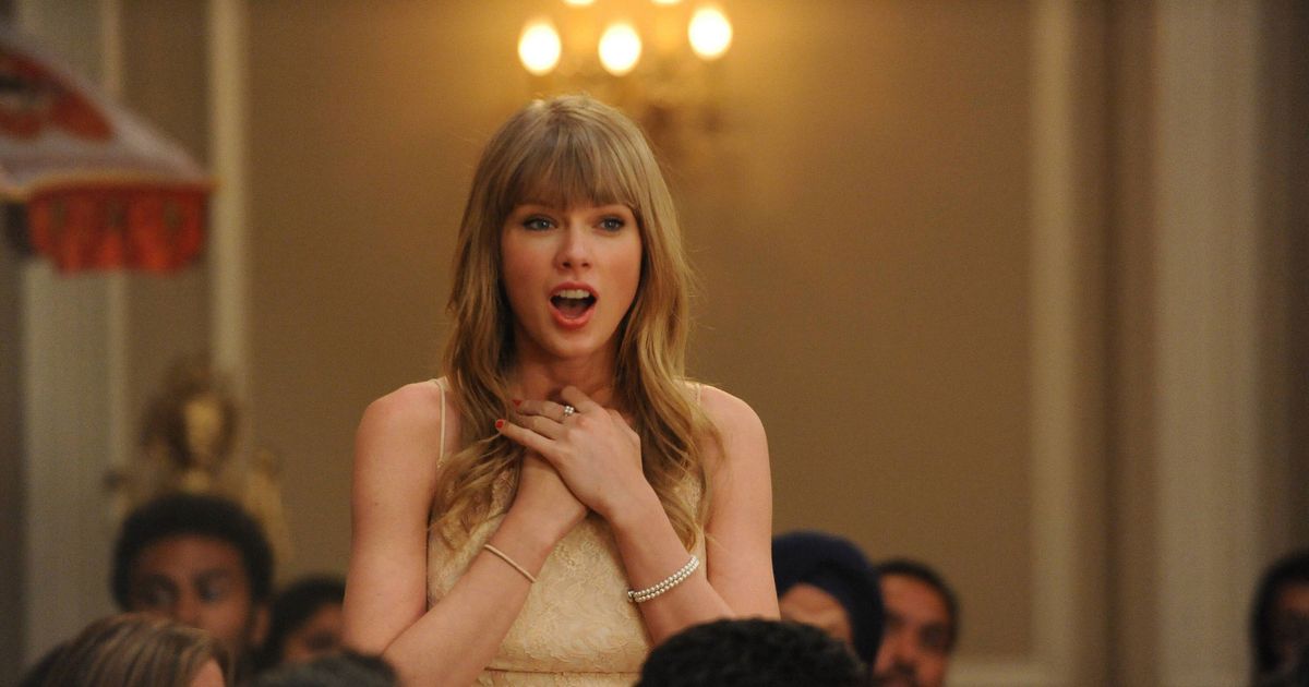 Here Is Taylor Swift S Non Singing New Girl Cameo