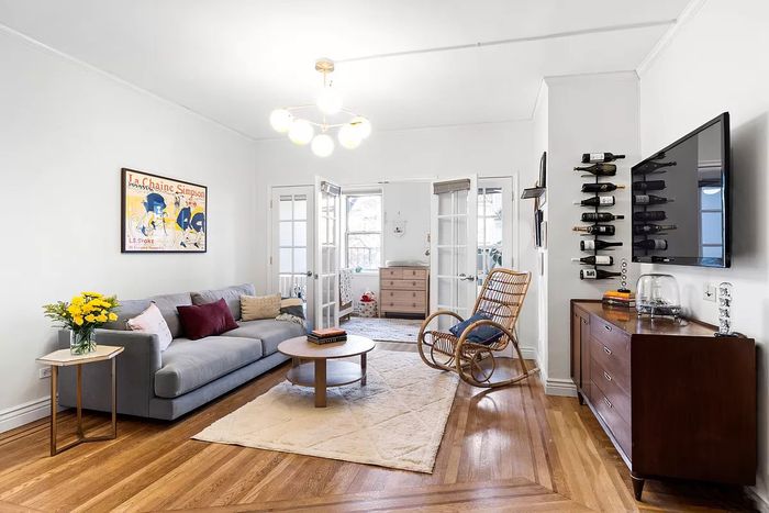 NYC Homes for Sale Under $1 Million: Updated Weekly