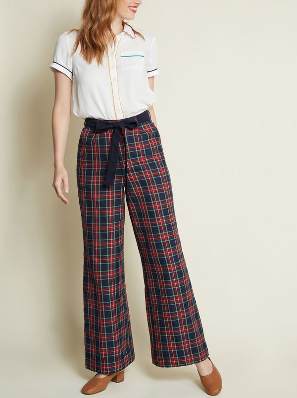 The Savannah Pant in Navy