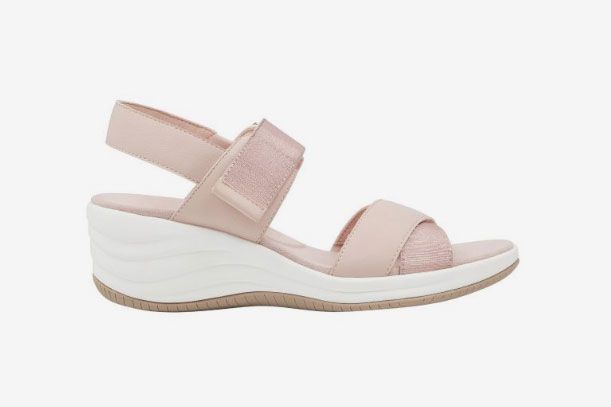 best wedge sandals for wide feet