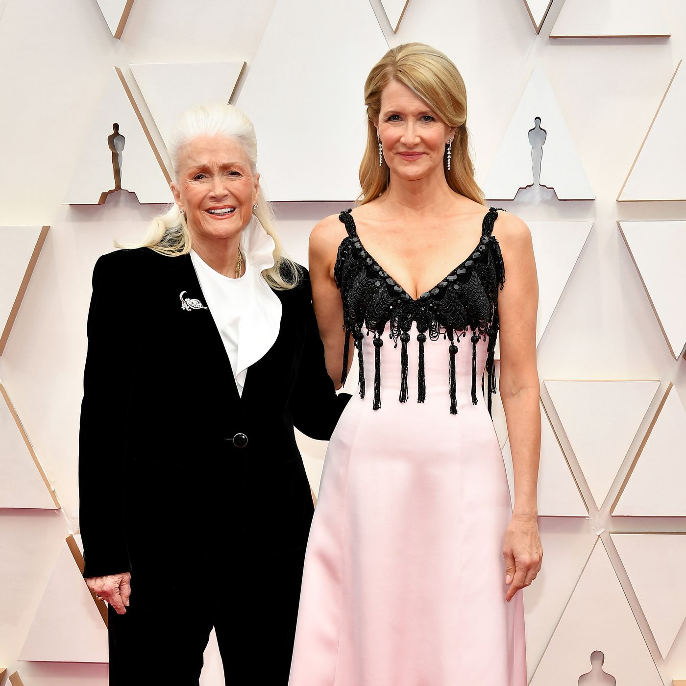 Diane Ladd Tributes from Laura Dern, Bruce Dern, and More, image size:1400x1400