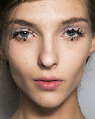 Your Mascara Mistake Is a Runway Beauty Trend