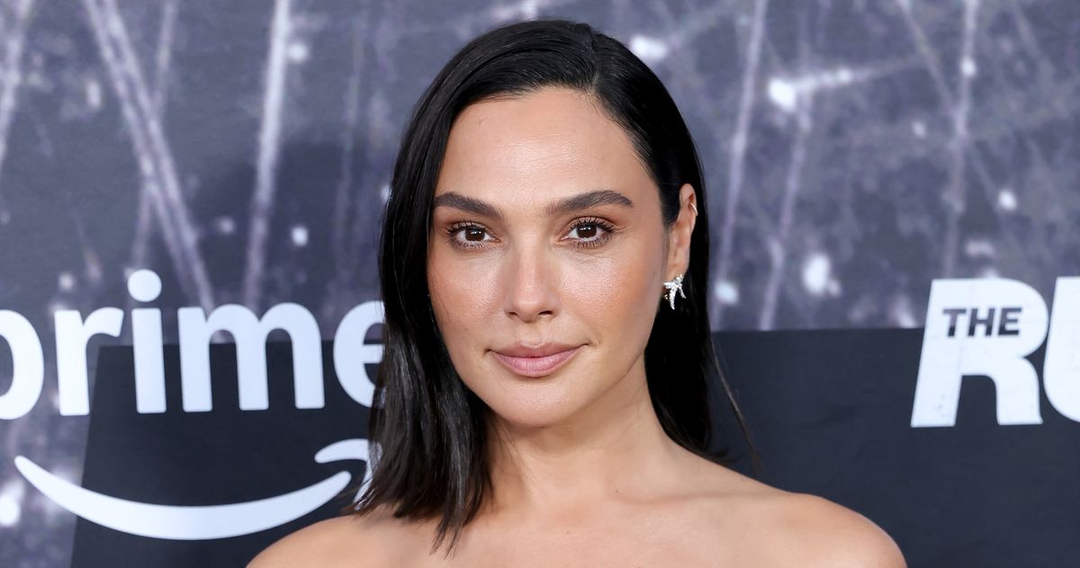Why Hasn't Gal Gadot Gotten a Tom Cruise Coconut Cake?