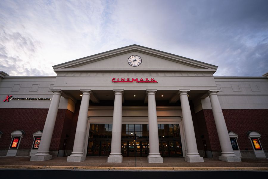 All 3 Major Movie-Theater Chains Now Support the Warnermount Merger