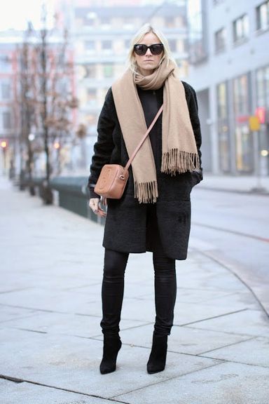 Best of the Week’s Style Blogs: Chunky Scarves