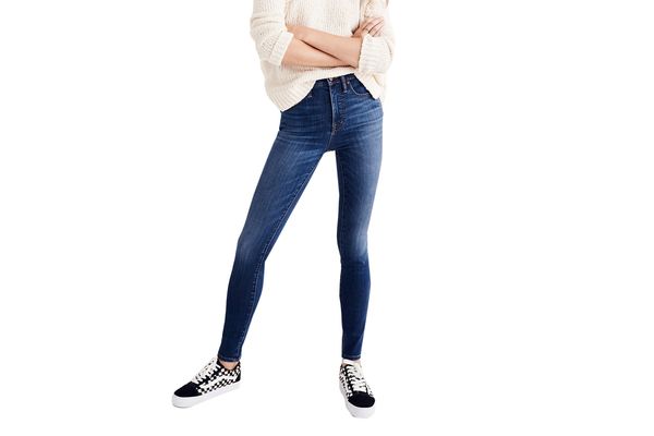 Madewell Short 10” High-Rise Skinny Jean in Danny Wash
