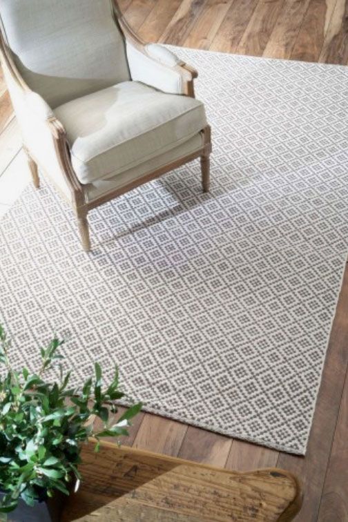 NuLoom Hand Loomed Holcombe Gray Area Rug