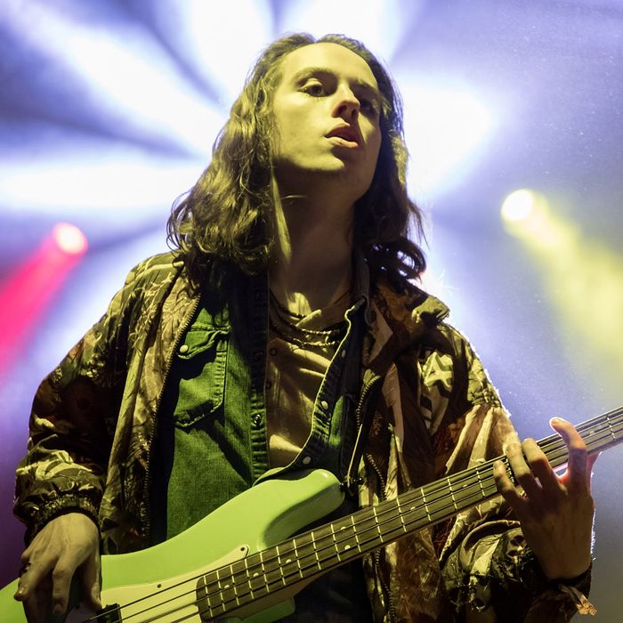 greta van fleet champagne caviar 2019