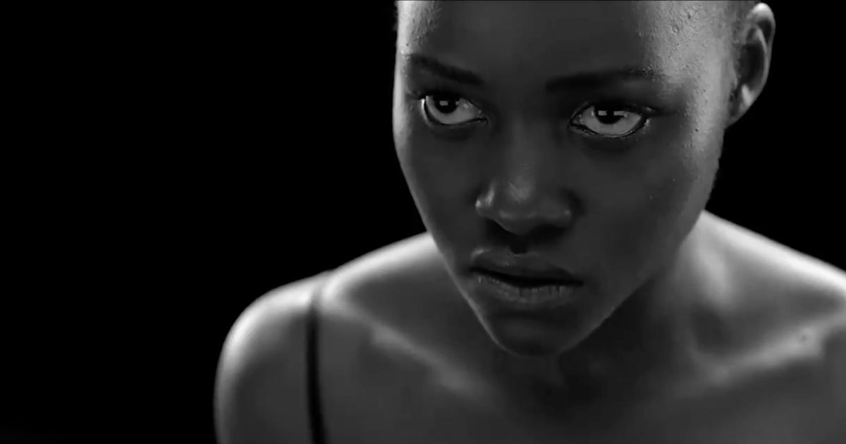 露琵塔·尼永奧 (Lupita Nyong'o) 在 Jay-Z 的新片中踏上 30 秒的令人印象深刻的情感之旅4:44預告片