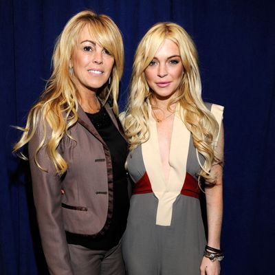 Lindsay Lohan and Mom Dina in Domestic Dispute