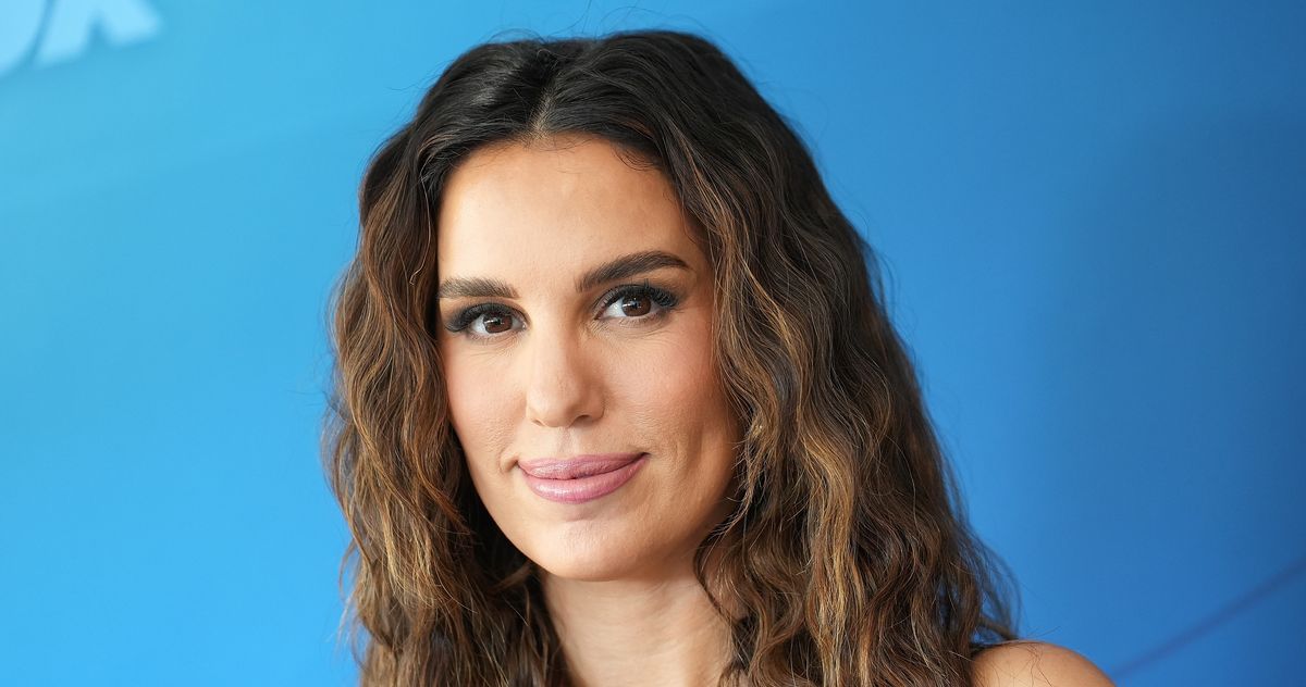 Christy Carlson Romano Announces Her Child-Stardom Memoir