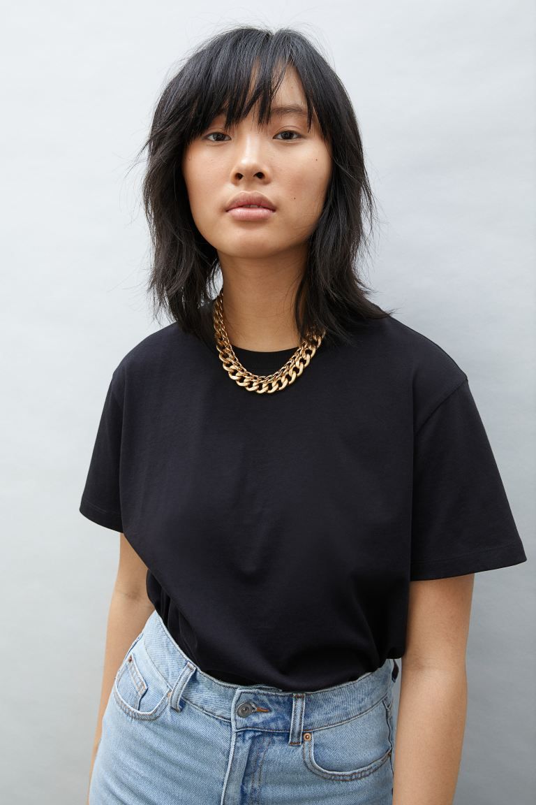 19 Best Black T-shirts for Women | The Strategist