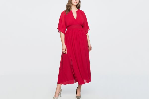 Find your Plus Size Wedding Guest Dresses here at - The Dress Outlet