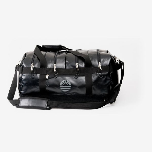 PUMA Synthetic Duffel Bags in Black Womens Bags Duffel bags and weekend bags 