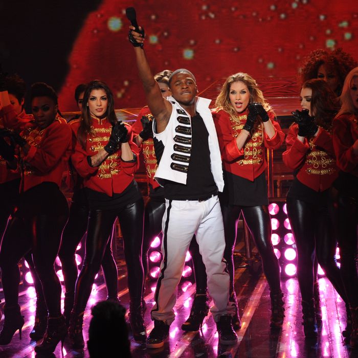 THE X FACTOR: Top 7 Performance: Marcus Canty performs in front of the judges on THE X FACTOR airing on Wednesday, Nov. 30 (8:00-9:30 PM ET/PT) on FOX. CR: Ray Mickshaw / FOX.