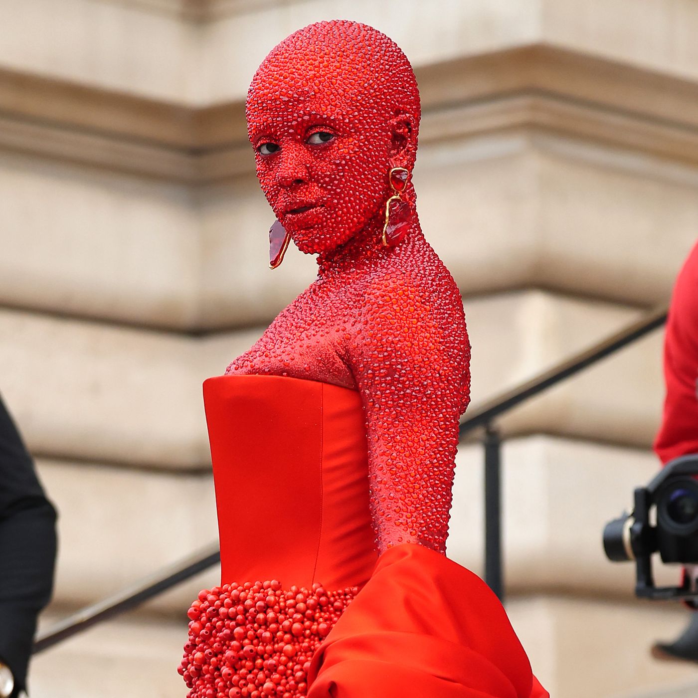 Doja Cat Stuns at Schiaparelli's Haute Couture Show