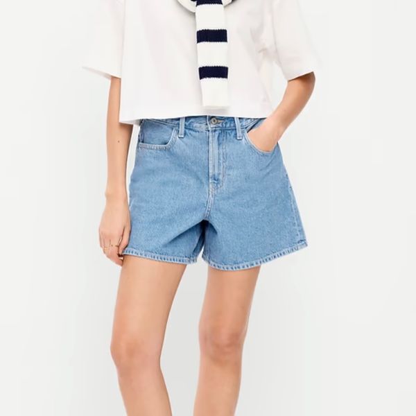 Old Navy High-Waisted Wow Baggy Jean Shorts — 5-inch inseam
