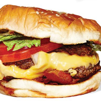 这家诞生于弗吉尼亚州的特许经营怪物因其免费花生和鲜切薯条而受到关注，但它对优质汉堡类别的最大贡献是其免费浇头的可定制性。