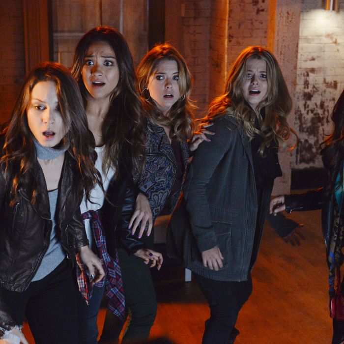 pretty little liars season 4 episode 9