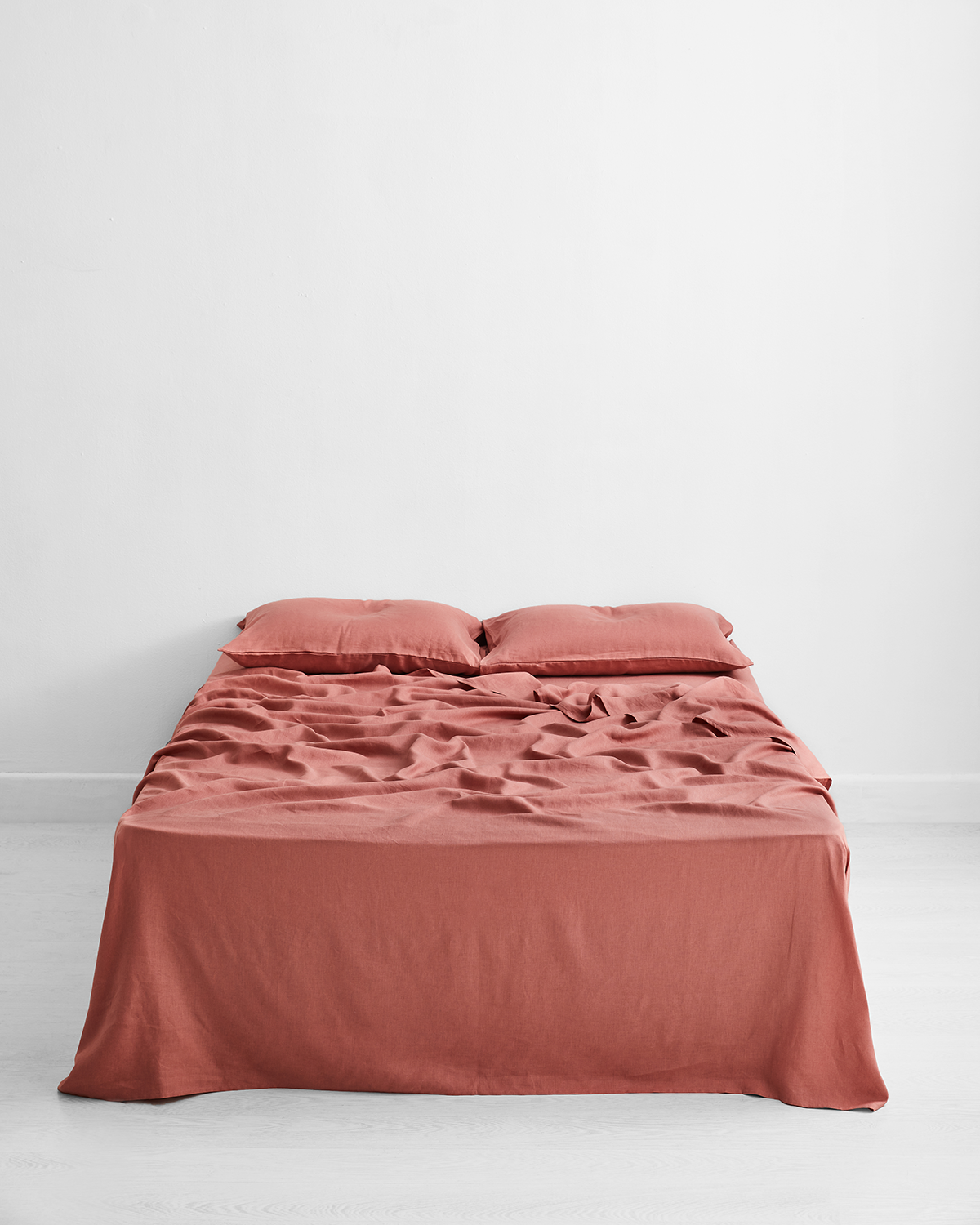 https://pyxis.nymag.com/v1/imgs/a3d/fb6/53c7232f3a7d608c549ae32d1a4306282b-PINK-CLAY-Bedthreadssheets.png