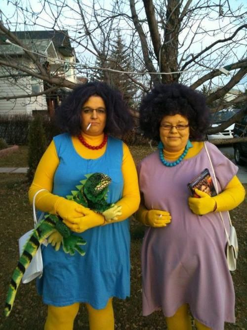 See the Real-Life Version of Patty and Selma From The Simpsons