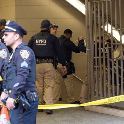 US-NEWS-NYC-SUBWAY-SHOOTING-NY