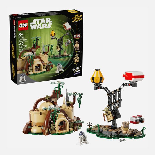 LEGO SMART Play™: Star Wars Yoda’s Hut and Jedi Training