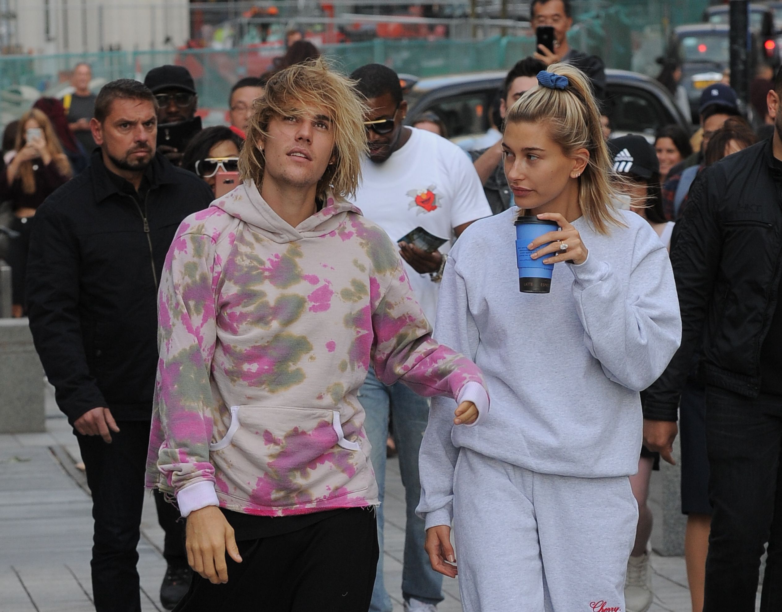 Justin Bieber & Hailey Bieber hit up a Maple Leafs game in Toronto 