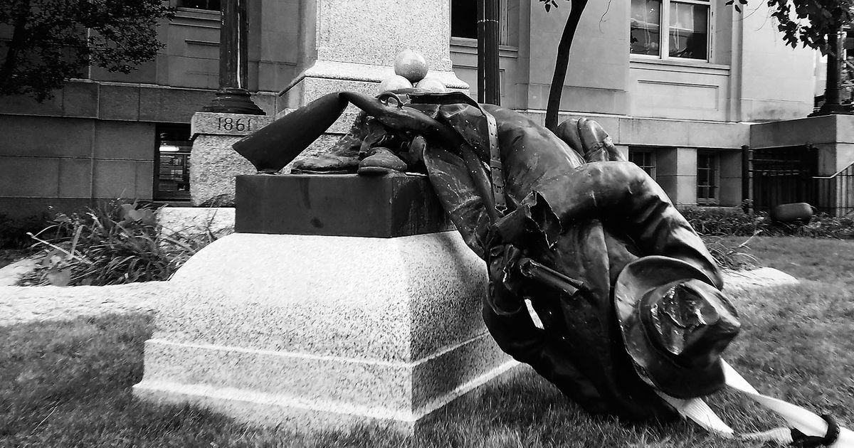 Remove Statues Daughters of the Confederacy Hurt by Calls to Remove Statues
