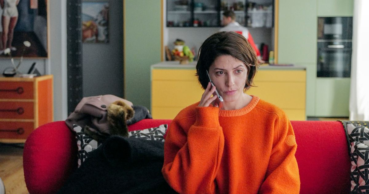 Pedro Almodóvar’s Lacerating Self-Portrait Is a Difficult Watch