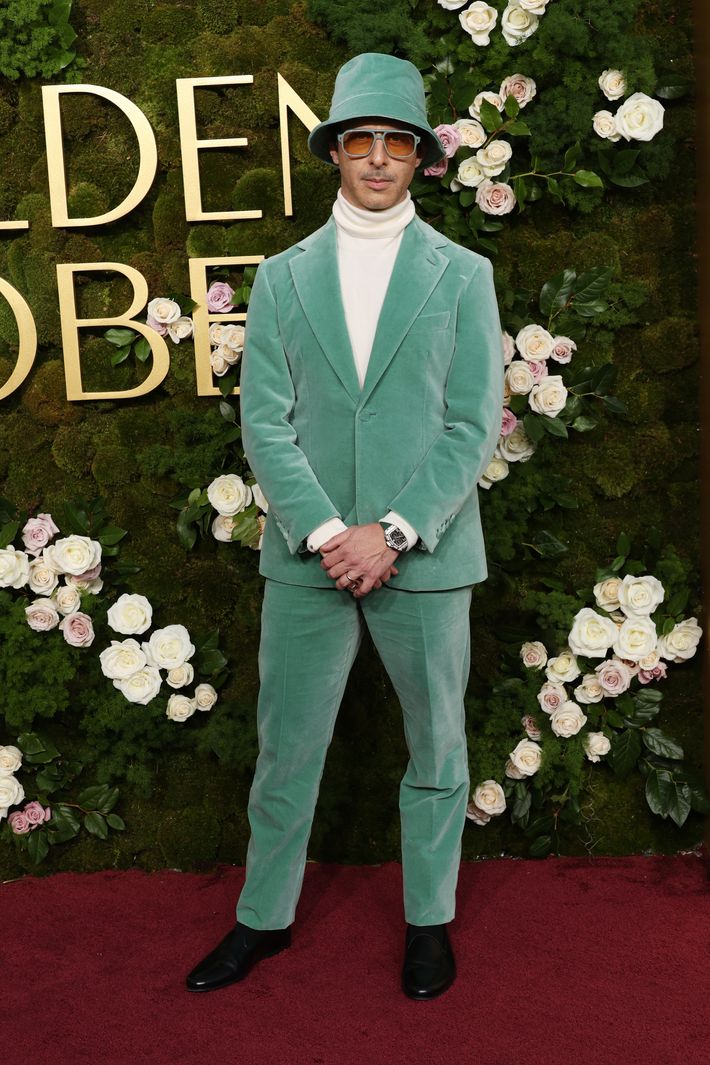 Jeremy Strong in All Green at 2025 Golden Globes Red Carpet