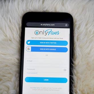OnlyFans Not Banning 'Sexually Explicit' Content: Details