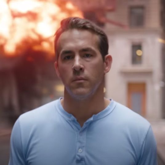 Dead to Me How James Marsden Became ‘SemiIdentical’ Twins