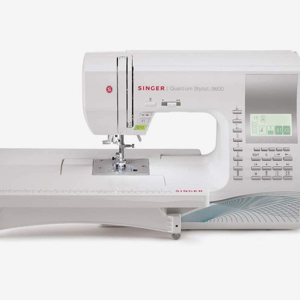 Singer Quantum Stylist 9960 Sewing Machine Review 2021