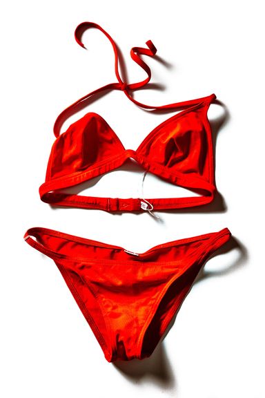 What Makes a Great Bathing Suit?