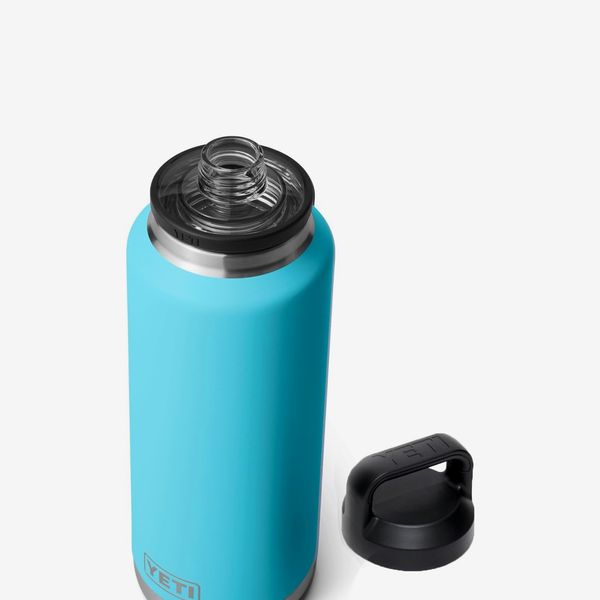 YETI Rambler 46 oz fles, vacuüm geïsoleerd, roestvrij staal met Chug-dop (Reef Blue)